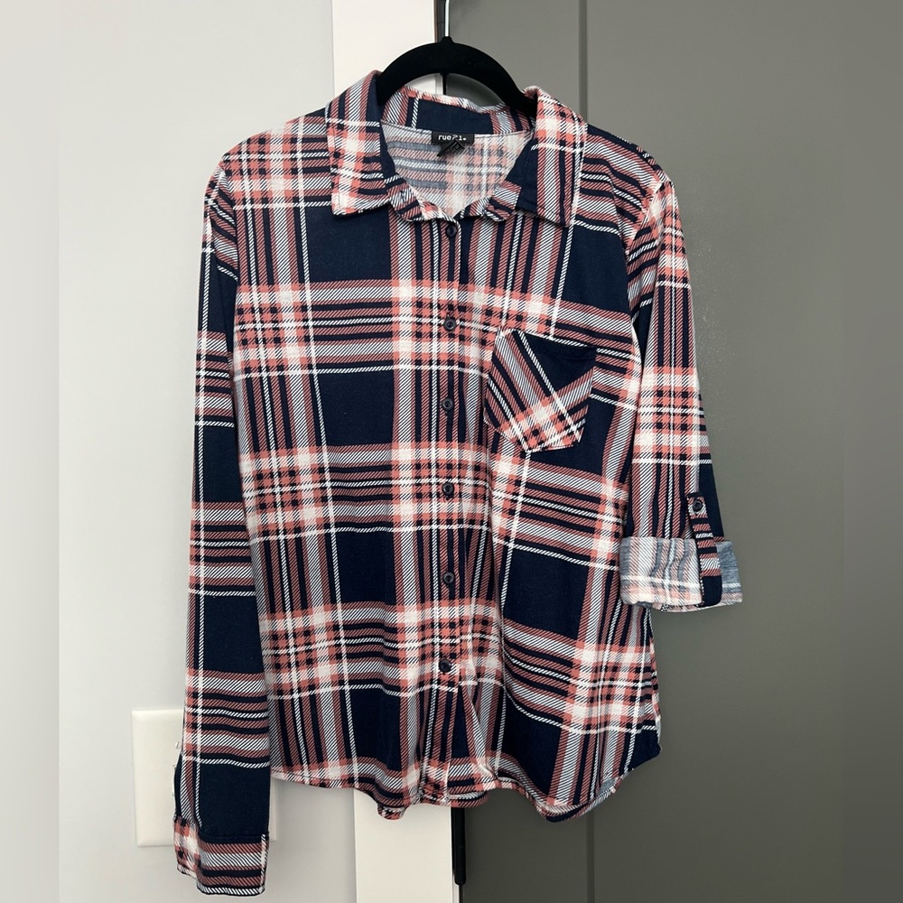 Rue21 Blue/Pink Plaid Long-Sleeve Button Up Shirt. Convertible Sleeves. Size L.